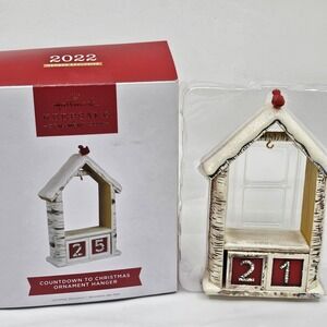 2022 Hallmark  Countdown To Christmas Ornament Hanger Member Exclusive